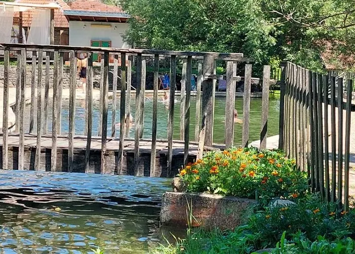 公寓 Studen Jaz 克拉列沃